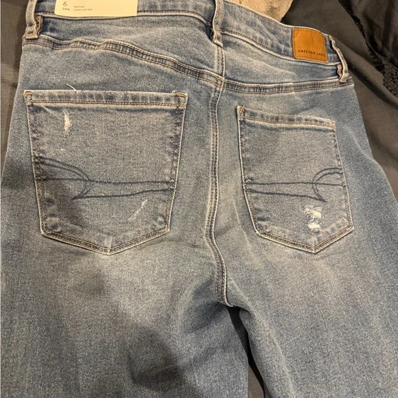 NWT- American Eagle Super High-Rise Flair Classic Blue Women's Jeans -Size 6R - Picture 6 of 7
